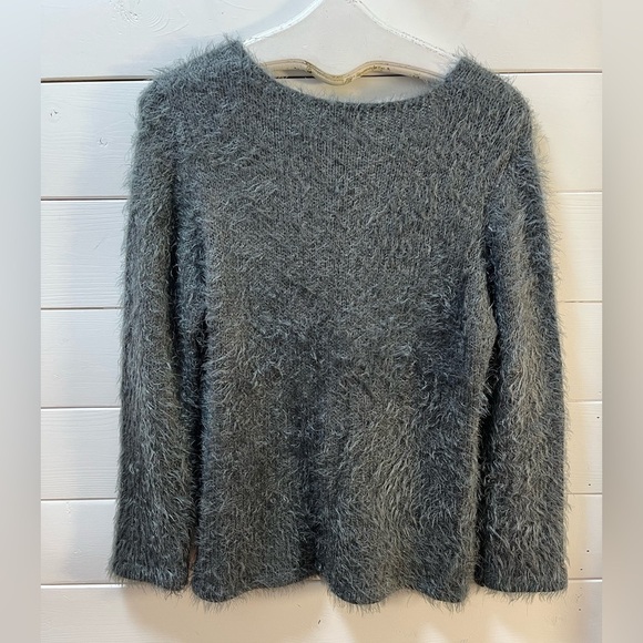 MARBLE – Grey Fuzzy Polka Dot Sweater (Size 12 ) - Picture 4 of 7